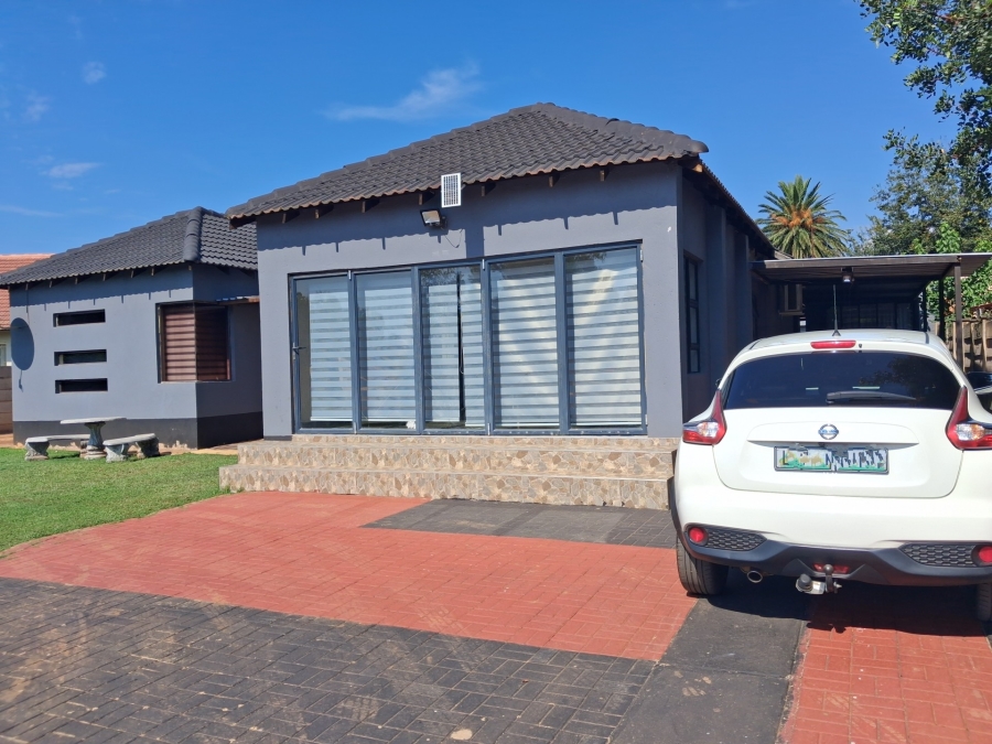 3 Bedroom Property for Sale in Stilfontein Ext 3 North West